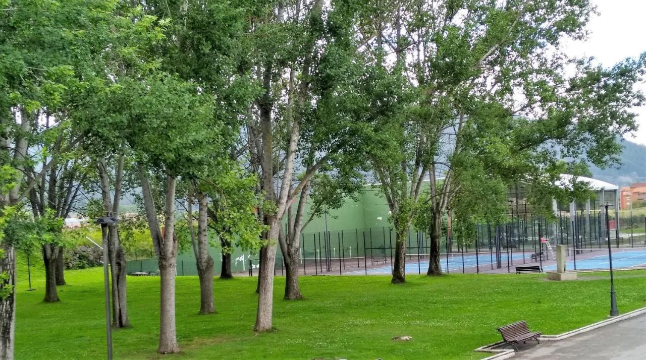Apartamento Estelas De Cantabria Corrales De Buelna Esterno foto